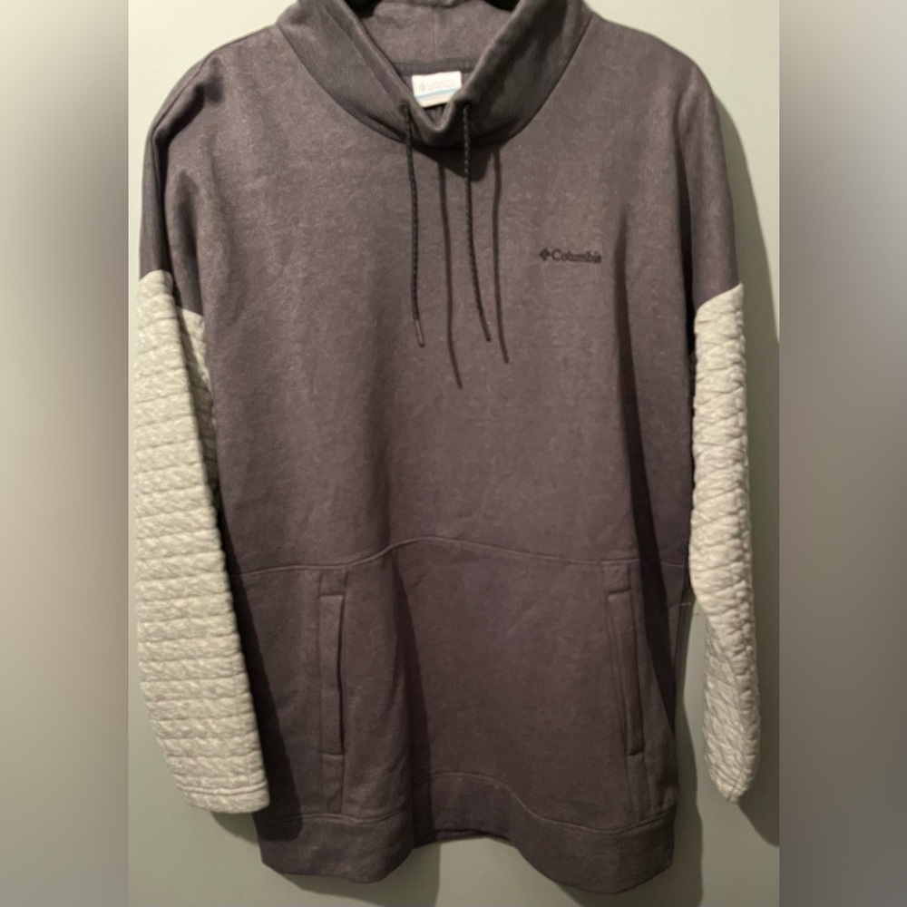 Columbia Women's Sunday Summit Oversize Funnel pullover fleece. LG. New w/tags